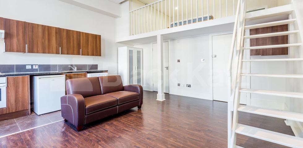 			NEW INSTRUCTION!, 1 Bedroom, 1 bath, 1 reception Flat			 Sutherland Avenue, MAIDA VALE